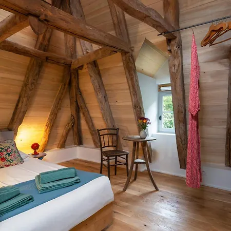 Bed and breakfast La Maison De Ganil 3*