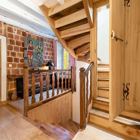 La Maison De Ganil Bed and breakfast