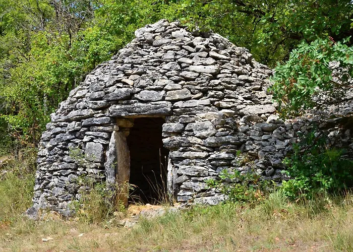 La Maison De Ganil 3* サン・シルク・ラポピー