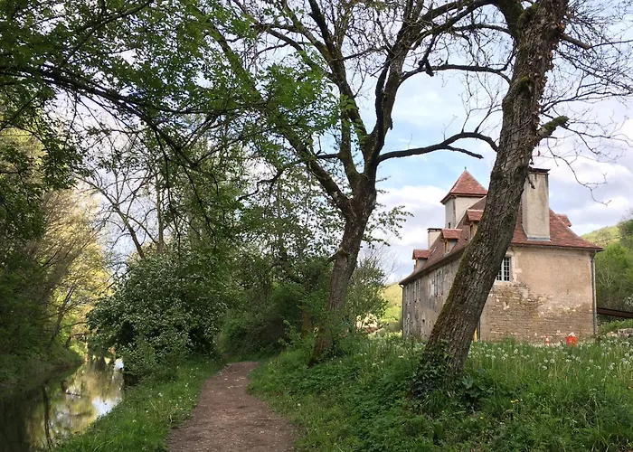 ベッド・アンド・ブレックファスト La Maison De Ganil サン・シルク・ラポピー